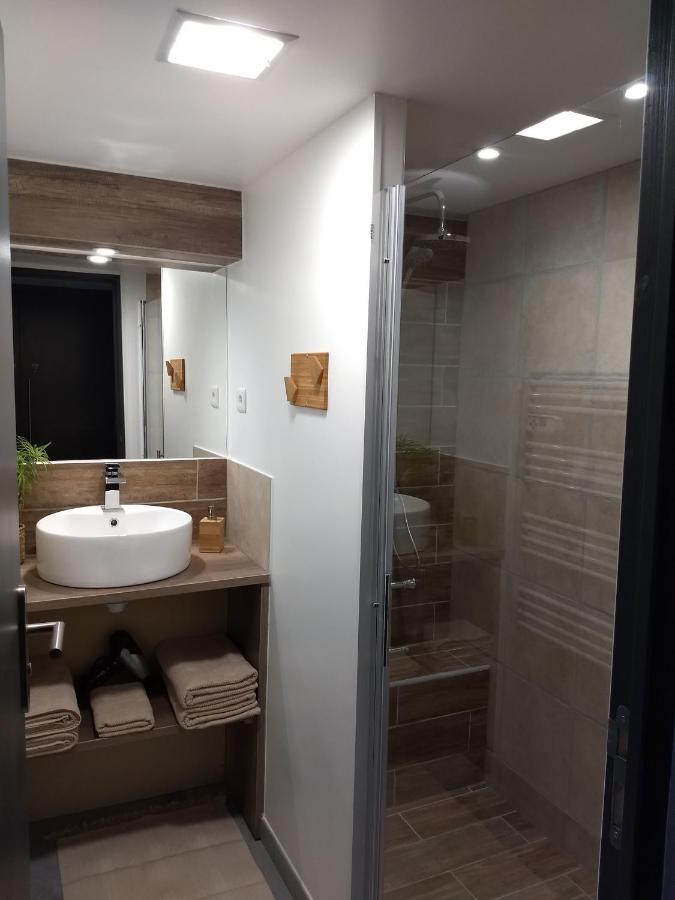 Les Terrasses De Valensole Bed & Breakfast Exterior foto
