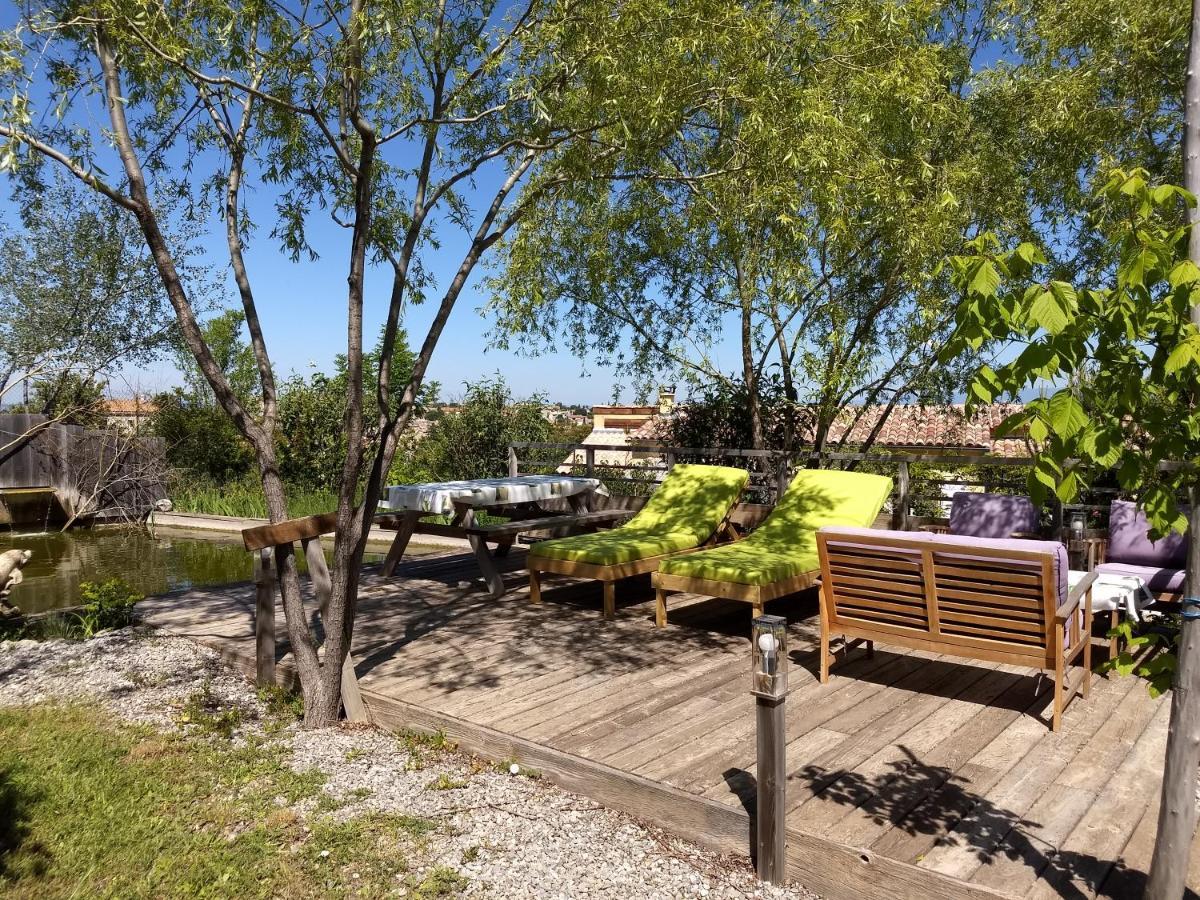Les Terrasses De Valensole Bed & Breakfast Exterior foto