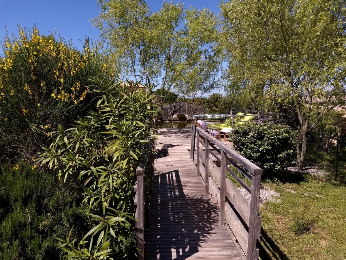 Les Terrasses De Valensole Bed & Breakfast Exterior foto
