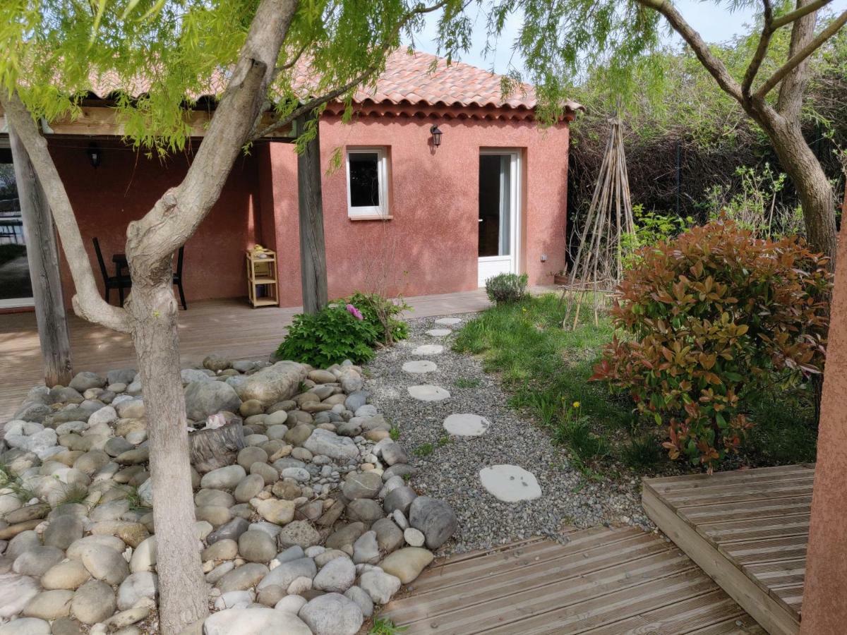 Les Terrasses De Valensole Bed & Breakfast Exterior foto