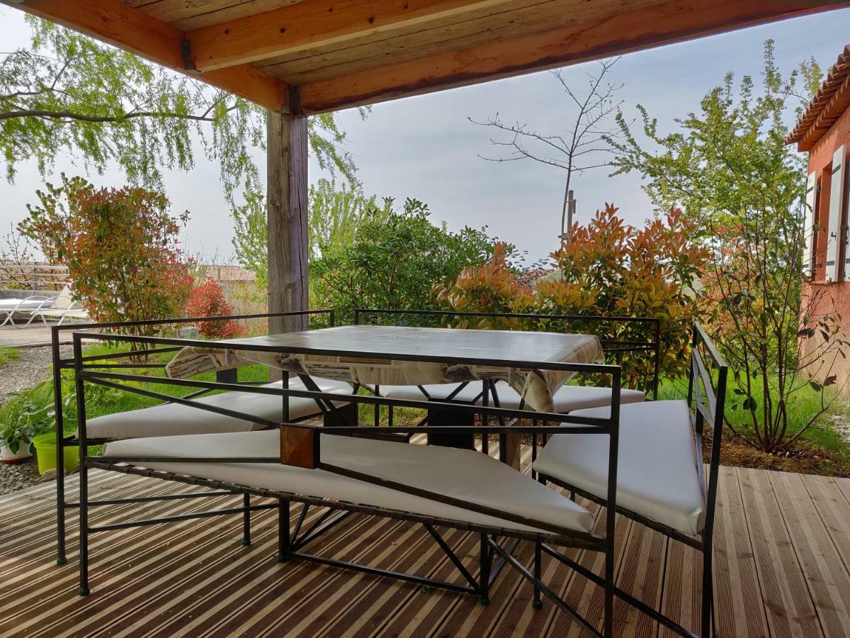 Les Terrasses De Valensole Bed & Breakfast Exterior foto